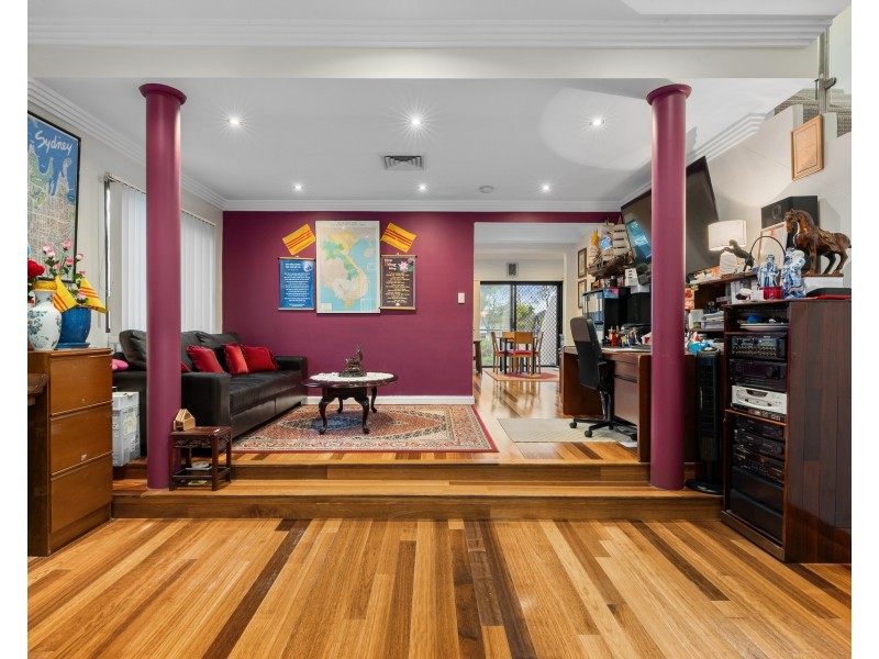 60 Lynwen Crescent, Banksia NSW 2216