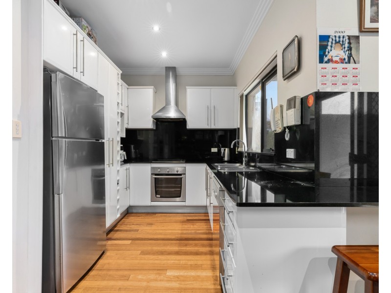 60 Lynwen Crescent, Banksia NSW 2216