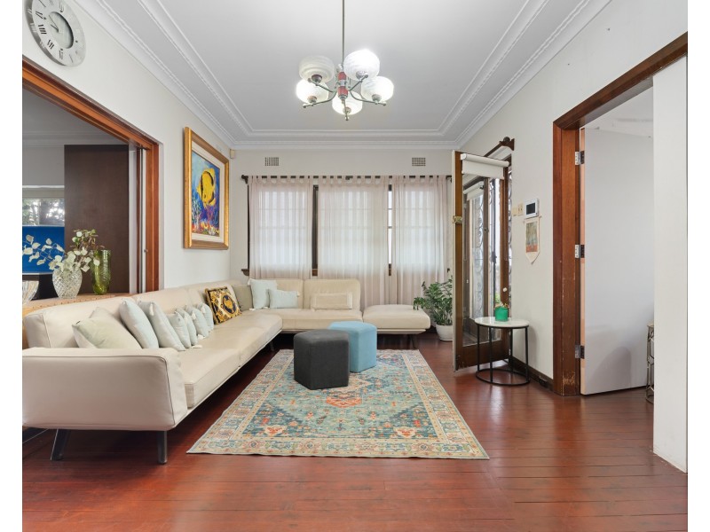 191 & 191a The Grand Parade, Monterey NSW 2217