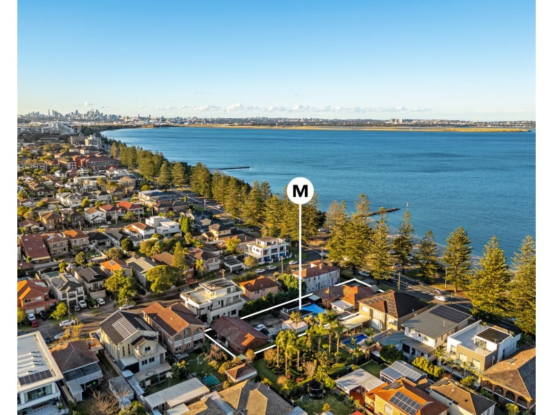 191 & 191a The Grand Parade, Monterey NSW 2217