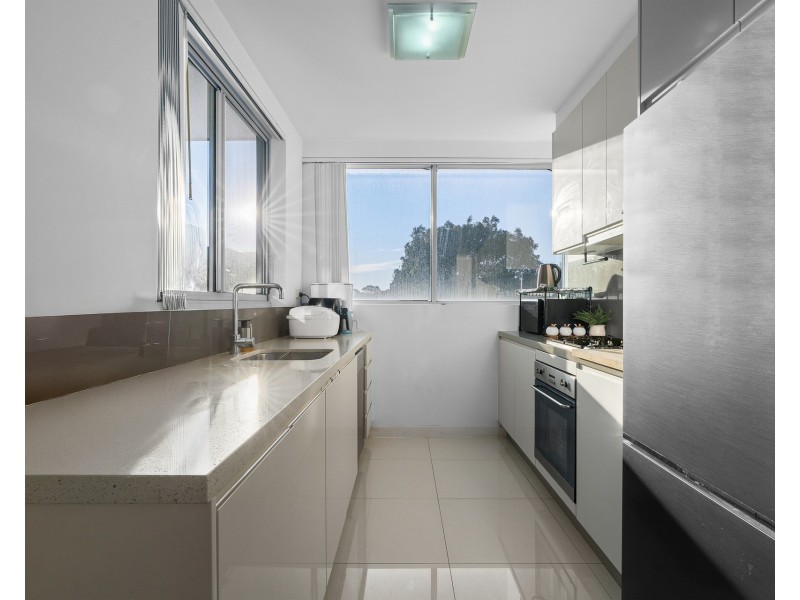 402/4-6 Kensington Street, Kogarah NSW 2217