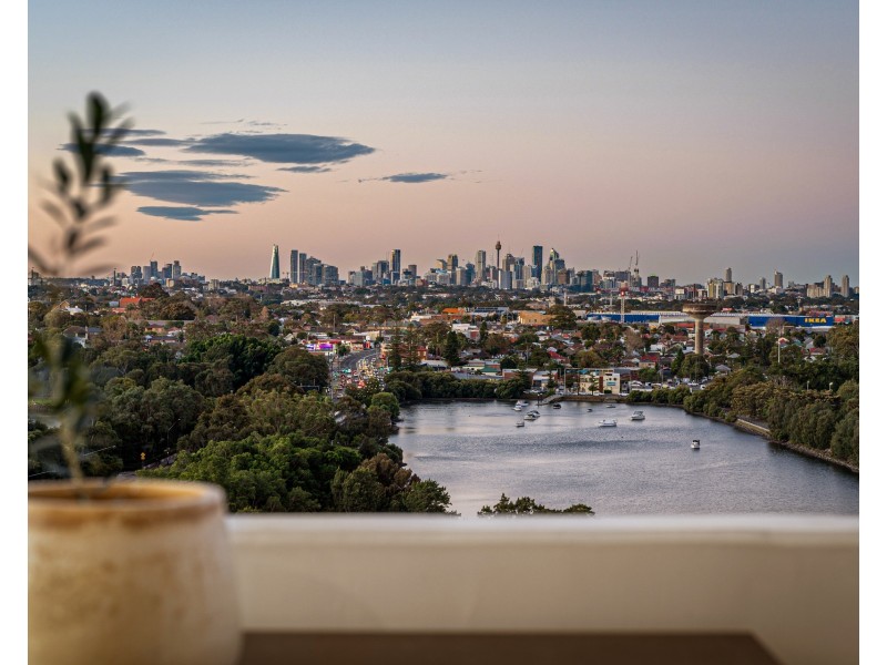 1601/10 Gertrude Street, Wolli Creek NSW 2205