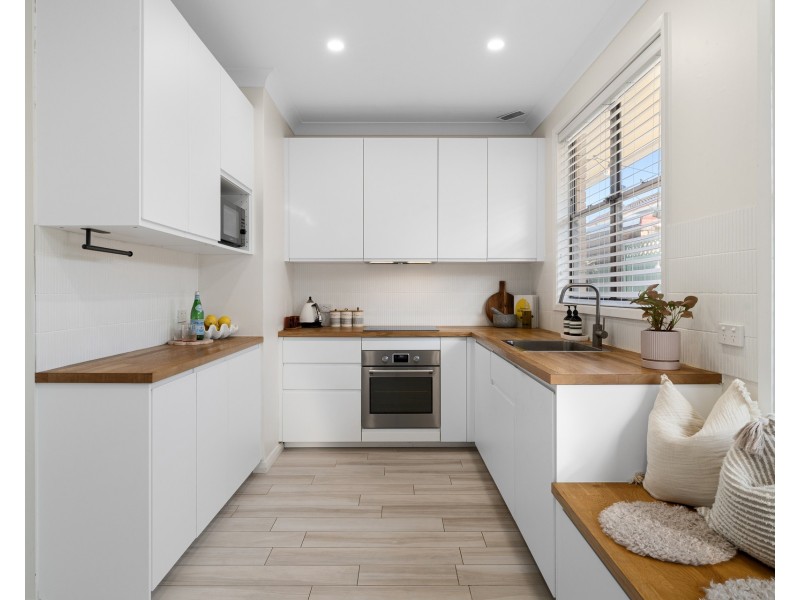 4/149 Queen Victoria Street, Bexley NSW 2207