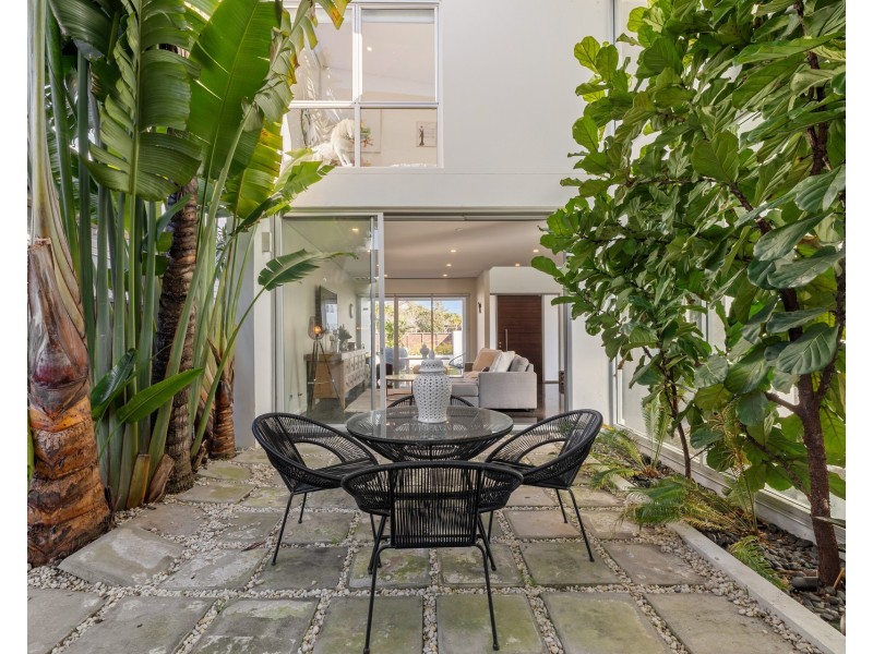 40 Bonanza Parade, Sans Souci NSW 2219