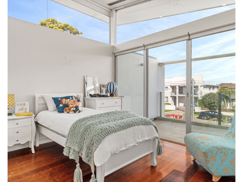 40 Bonanza Parade, Sans Souci NSW 2219