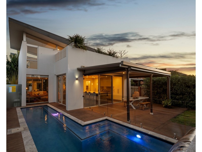 40 Bonanza Parade, Sans Souci NSW 2219