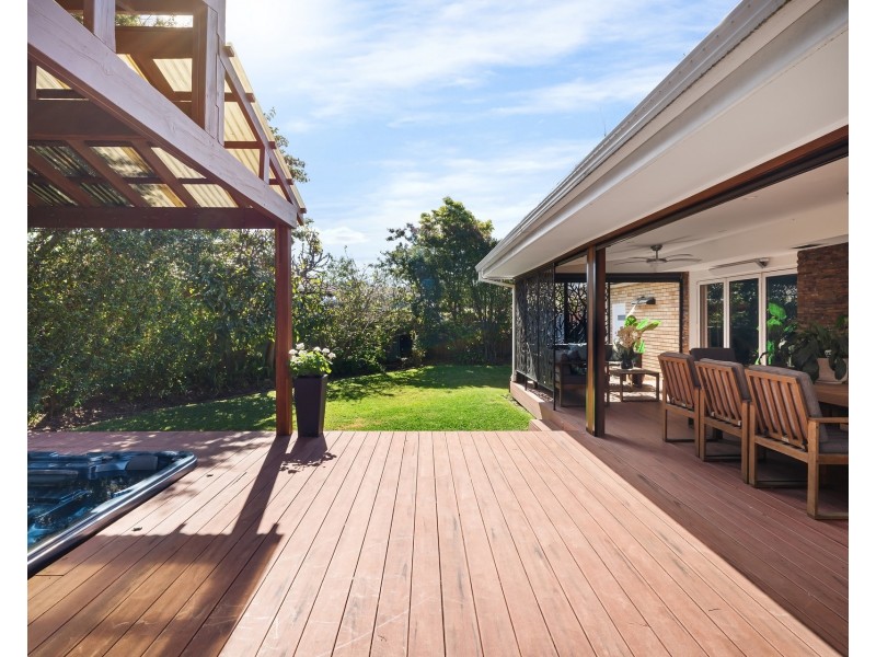 3 Castlereagh Crescent, Sylvania Waters NSW 2224