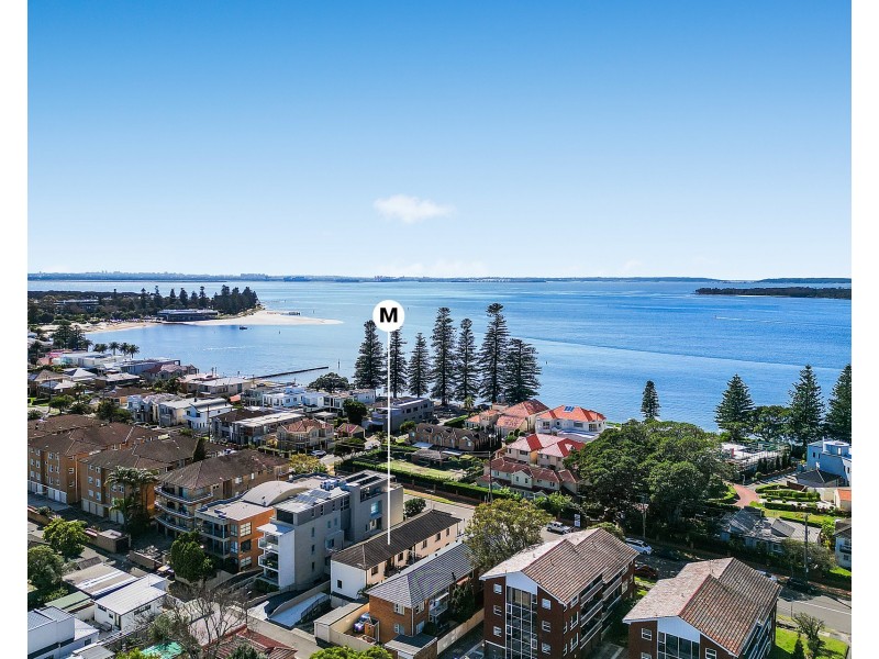 2/143 Clareville Avenue, Sandringham NSW 2219