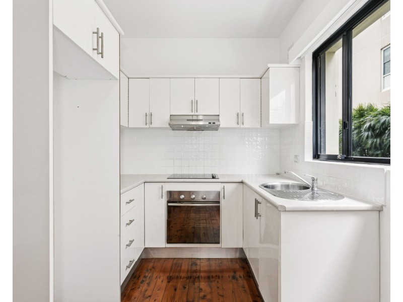 2/143 Clareville Avenue, Sandringham NSW 2219