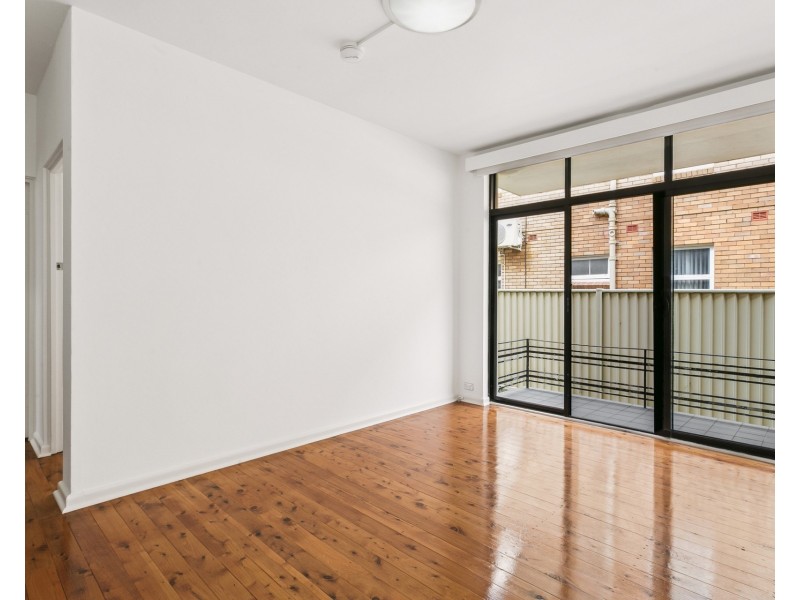 2/143 Clareville Avenue, Sandringham NSW 2219