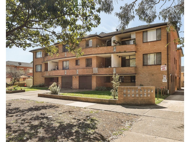 13/3-7 Dunmore Street North, Bexley NSW 2207