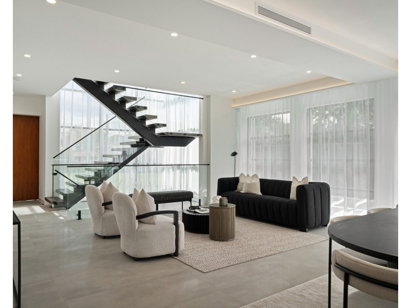 8c Parkside Drive, Kogarah Bay NSW 2217