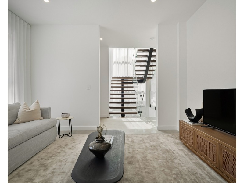 8c Parkside Drive, Kogarah Bay NSW 2217