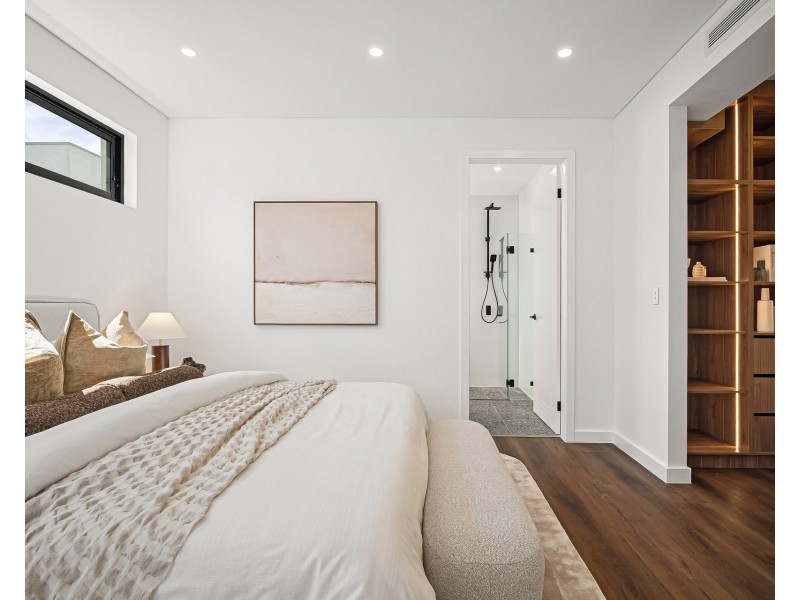 8c Parkside Drive, Kogarah Bay NSW 2217