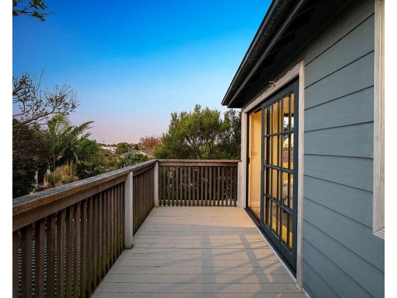 8 Henry Street, Carlton NSW 2218