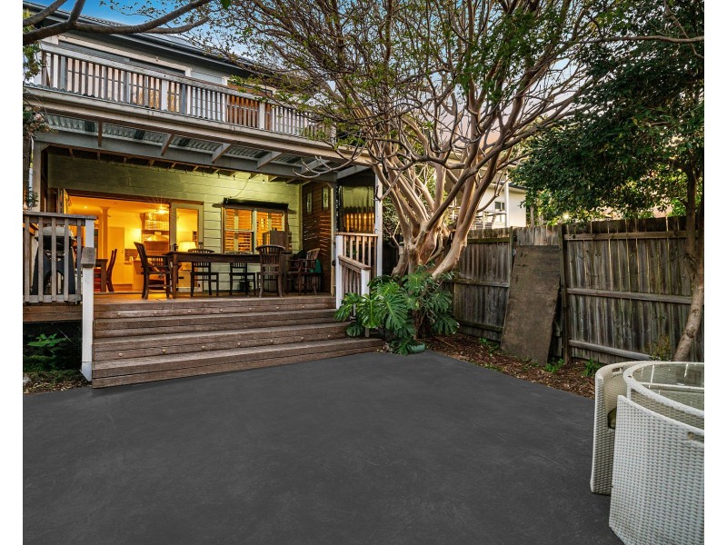 8 Henry Street, Carlton NSW 2218