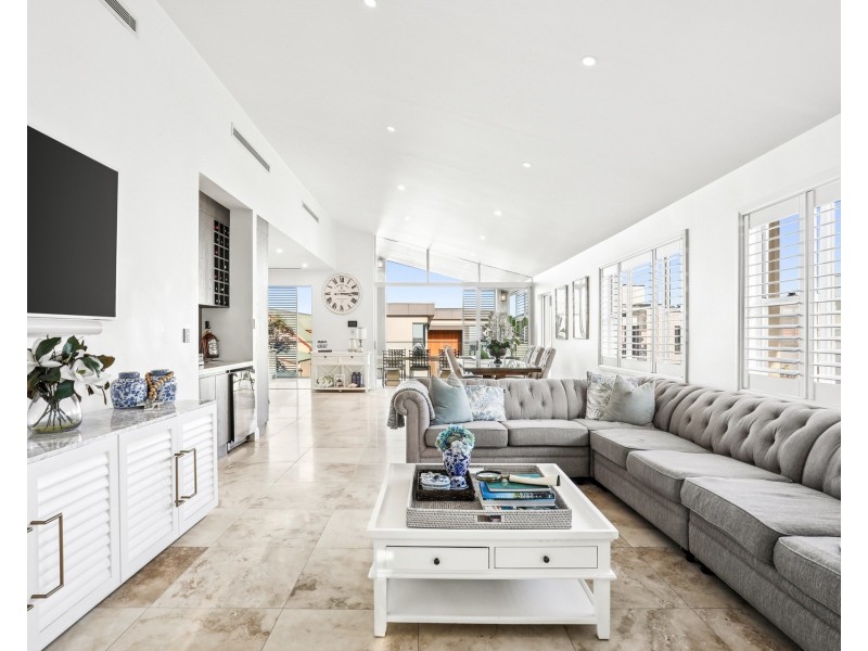 14a Carlton Crescent, Kogarah Bay NSW 2217