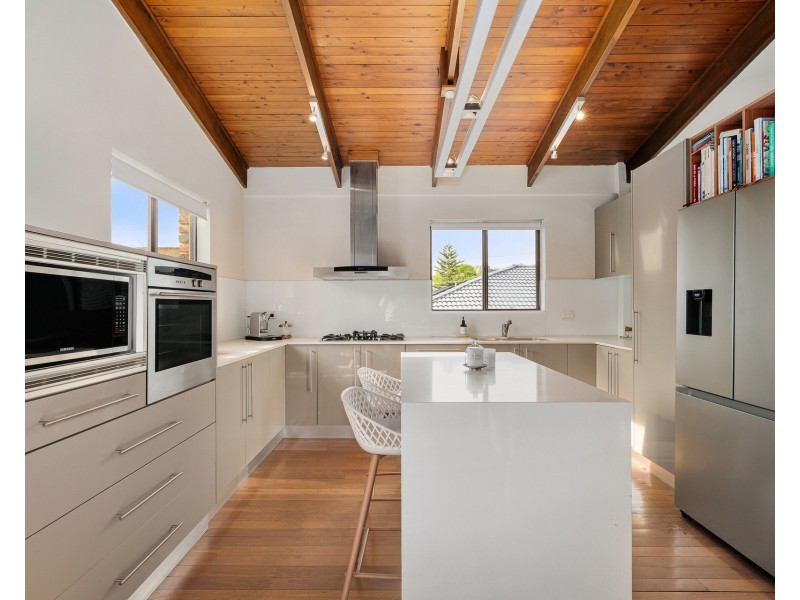 1 Phillip Crescent, Brighton-le-sands NSW 2216