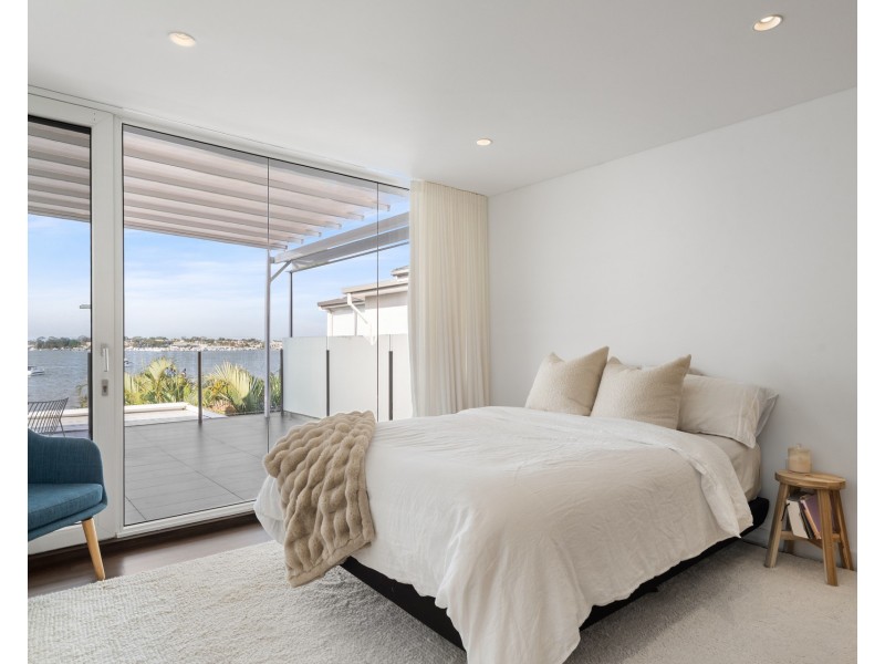 10  Belgrave Esplanade, Sylvania NSW 2224