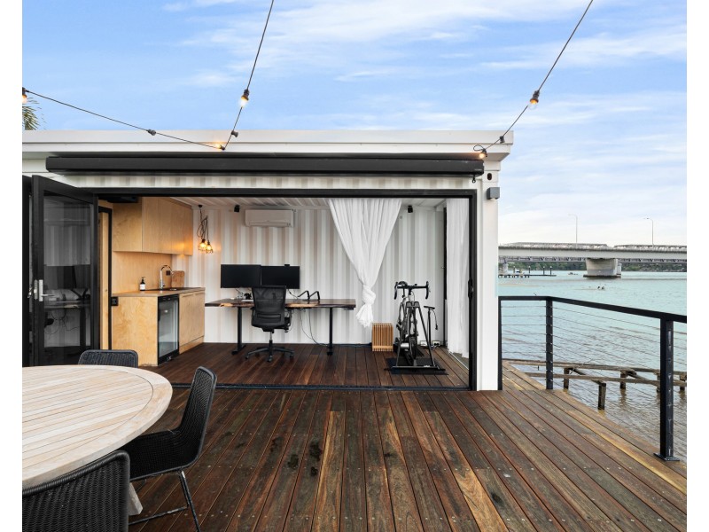 10  Belgrave Esplanade, Sylvania NSW 2224