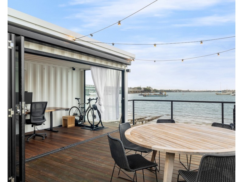 10  Belgrave Esplanade, Sylvania NSW 2224