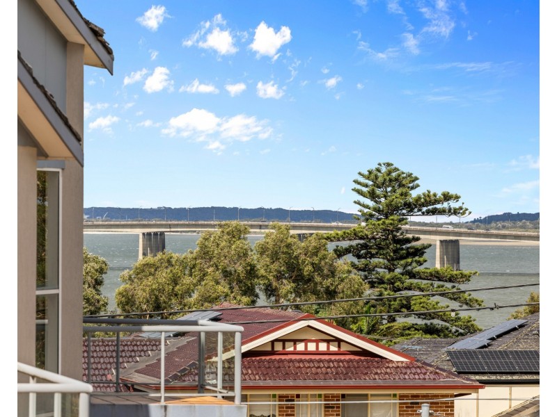 9A Endeavour Street, Sylvania NSW 2224