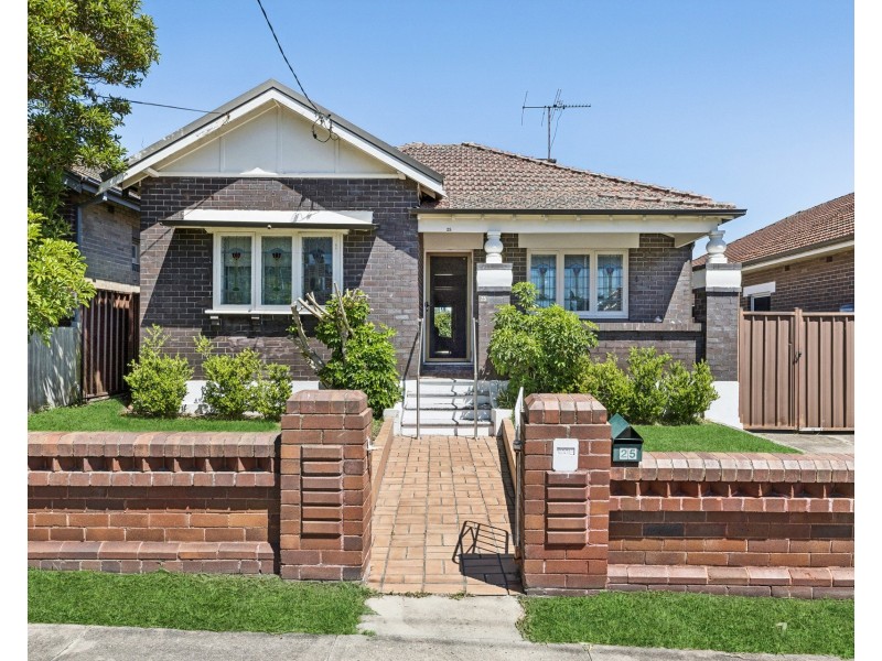 25 Lennox Street, Banksia NSW 2216