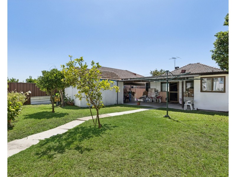25 Lennox Street, Banksia NSW 2216