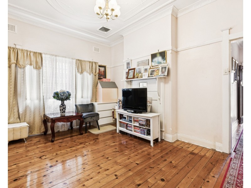 25 Lennox Street, Banksia NSW 2216