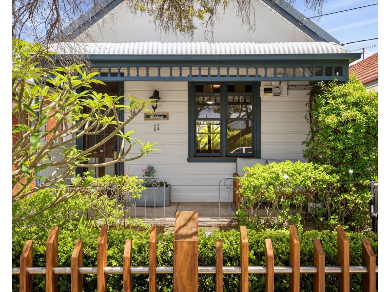 11 Percival Street, Carlton NSW 2218