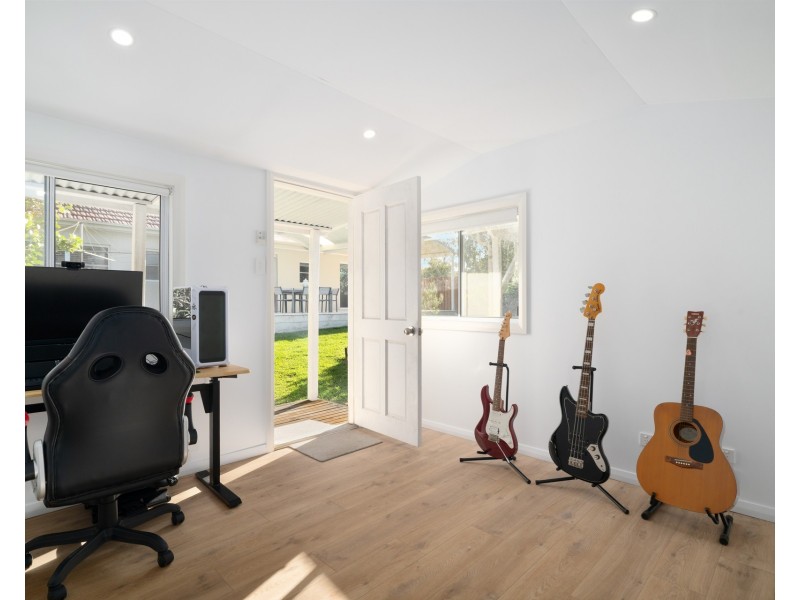 23 Holt Road, Sylvania NSW 2224