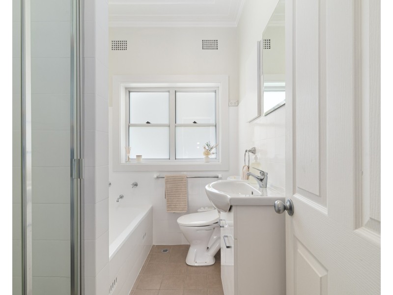 23 Holt Road, Sylvania NSW 2224