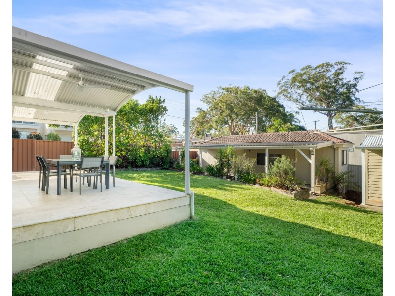 23 Holt Road, Sylvania NSW 2224