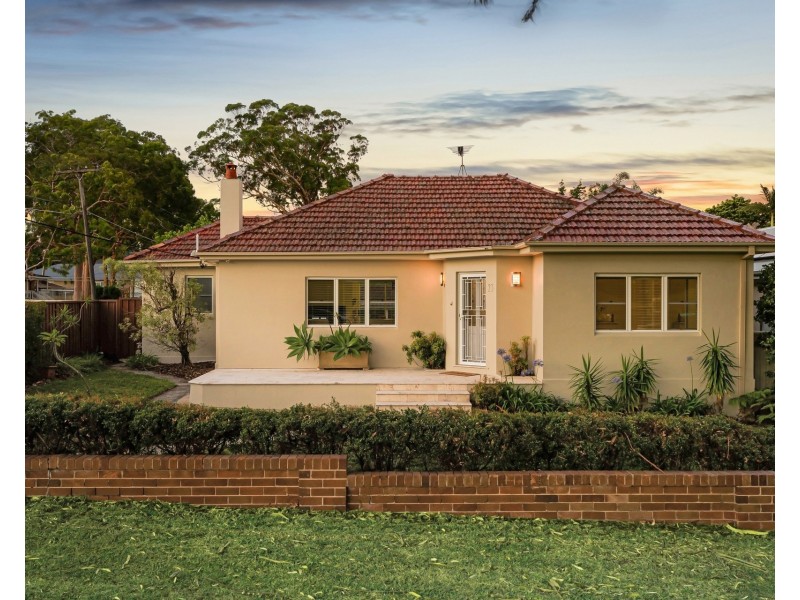 23 Holt Road, Sylvania NSW 2224