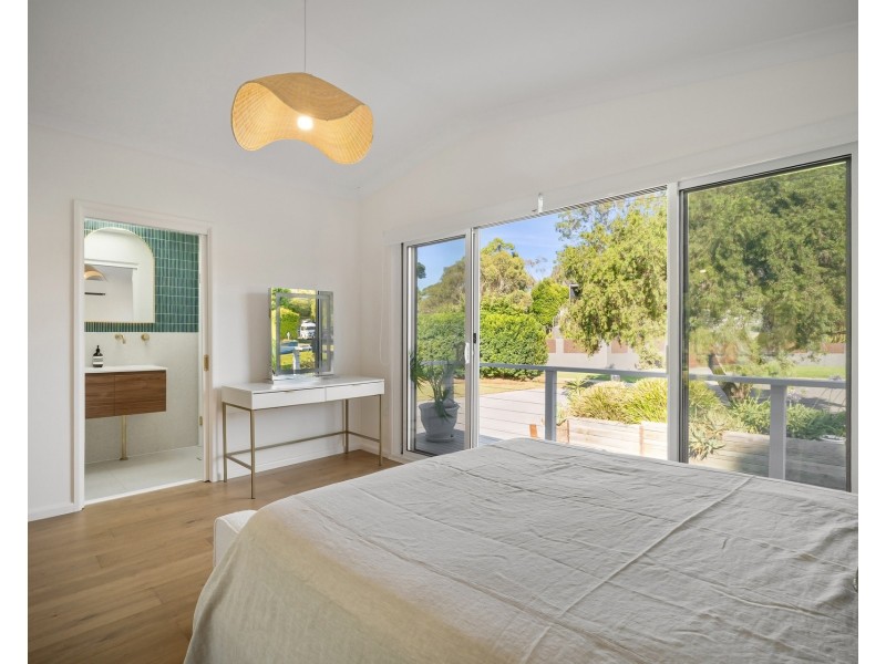 1 MacArthur Street, Sylvania NSW 2224