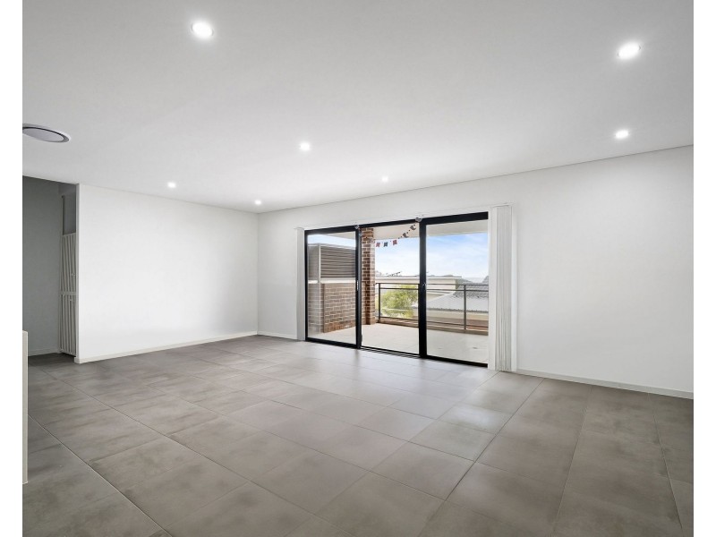 4/18 Halyard Street, Berkeley NSW 2506