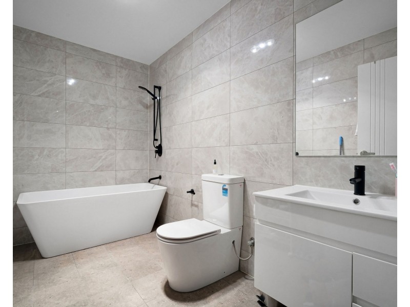 4/18 Halyard Street, Berkeley NSW 2506