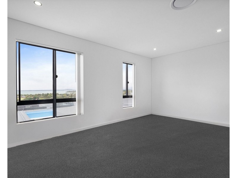 4/18 Halyard Street, Berkeley NSW 2506