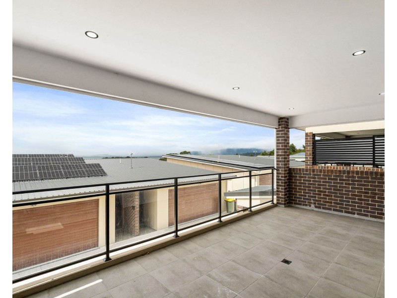 4/18 Halyard Street, Berkeley NSW 2506