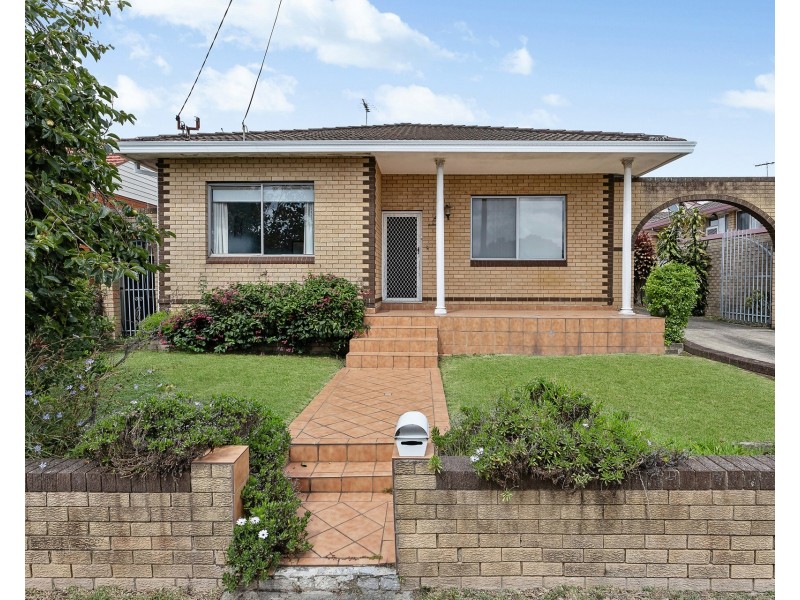 77 St Georges Road, Bexley NSW 2207
