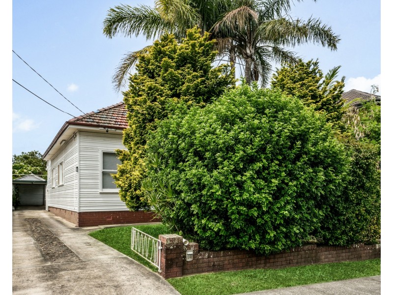 20 Paris Street, Carlton NSW 2218