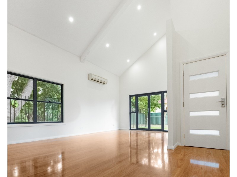 42a McMillan Avenue, Sandringham NSW 2219