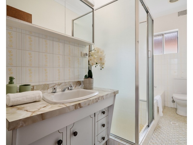 80 Bristol Road, Hurstville NSW 2220