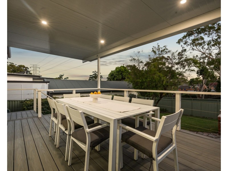 5 Beale Crescent, Peakhurst NSW 2210