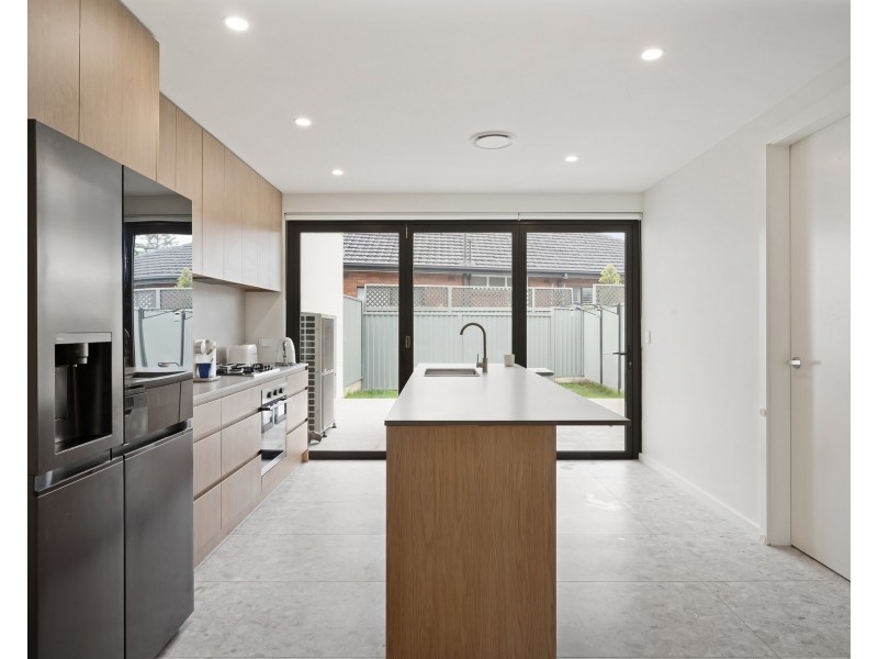 2/8-10 Flatrock Road, Kingsgrove NSW 2208