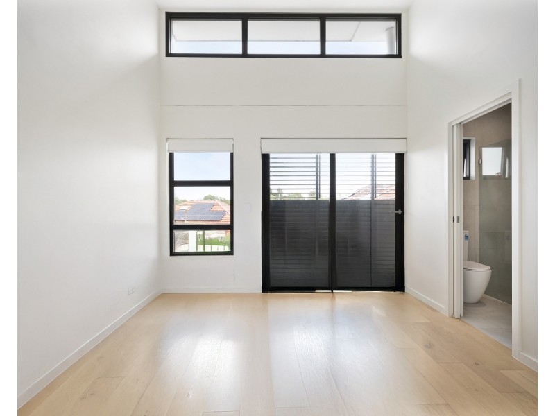 2/8-10 Flatrock Road, Kingsgrove NSW 2208