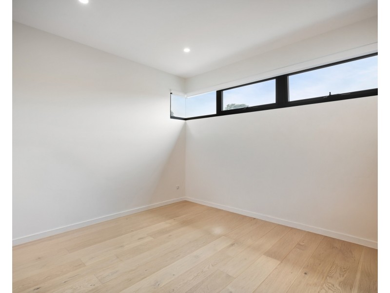 2/8-10 Flatrock Road, Kingsgrove NSW 2208