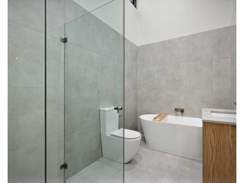 2/8-10 Flatrock Road, Kingsgrove NSW 2208