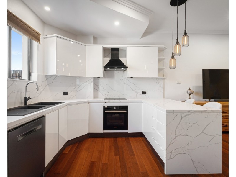 2/3 Richmond Avenue, Sylvania Waters NSW 2224