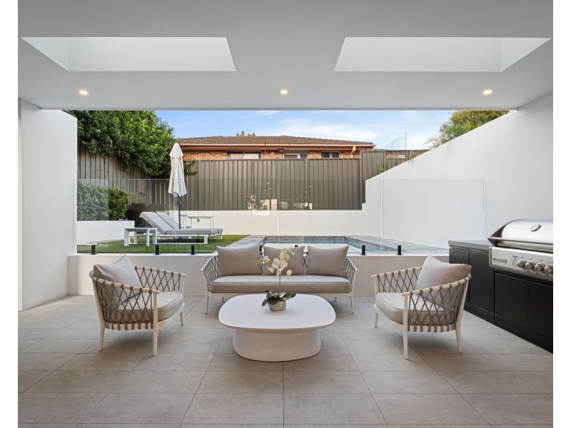 1/6 Holt Road, Taren Point NSW 2229